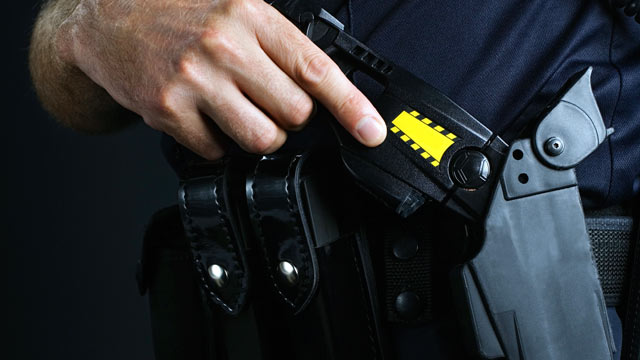 PHOTO: Malaika Brooks was seven months pregnant when police used a stun gun on her for a traffic violation.