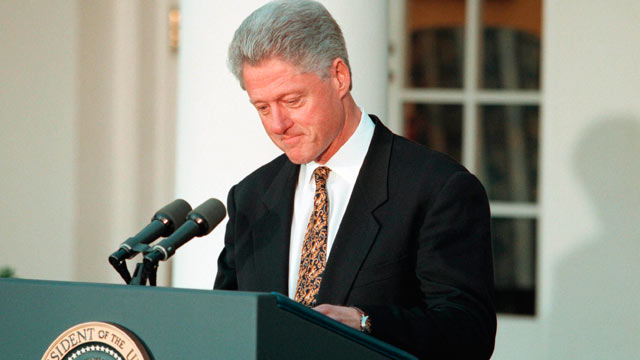 PHOTO: President Clinton walks back to the Oval Office after he apologized to the country for his conduct in the Monica Lewinsky affair and said he would accept a Congressional censure or rebuke.