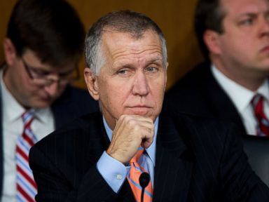 Restaurant Employees Shouldn't Have to Wash Hands, Senator Says