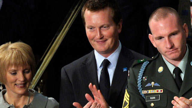 PHOTO: Trevor Yegar of Indianapolis, center, attends President Barack Obama's State of the Union address, Jan. 27, 2010.
