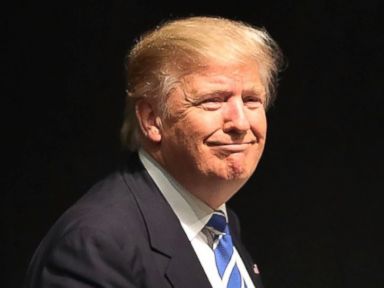 Amid Calls to Step Aside, Donald Trump Huddles With Advisors
