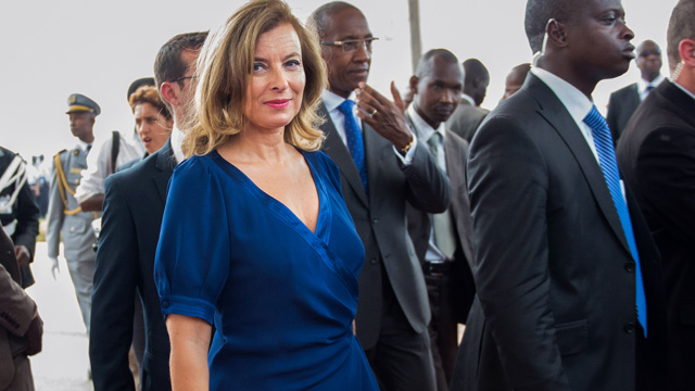 PHOTO: France's President's companion Valerie Trierweiler arrives at the Leopold Sedar Senghor airport in Dakar on October 12, 2012.