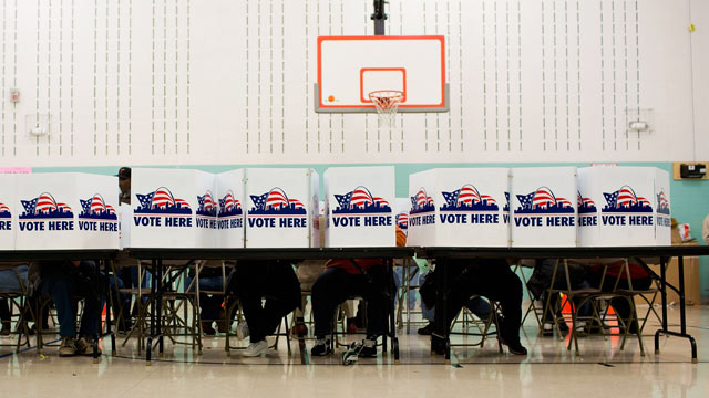 PHOTO: Voters cast their ballots in the general election November 6, 2012 at Earl Nance Sr. Elementary School in St. Louis, Missouri.