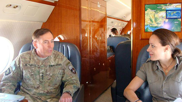 PHOTO: David Petraeus and Paula Broadwell