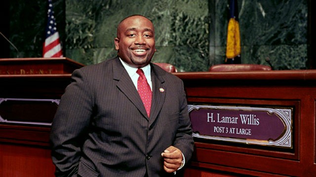 PHOTO: H. Lamar Willis