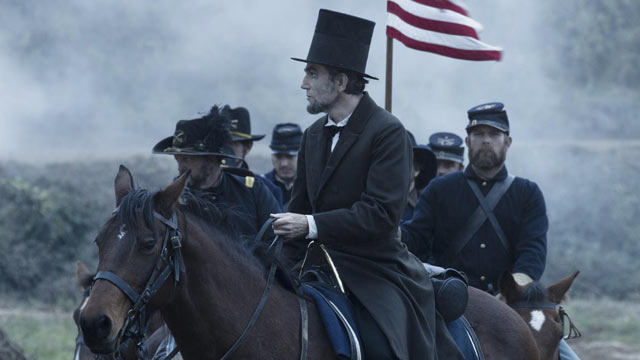 PHOTO: Daniel Day-Lewis stars in "Lincoln."