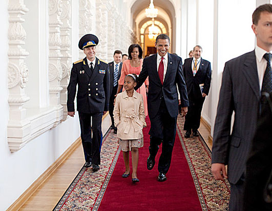 Barack Obama Behind the Scenes