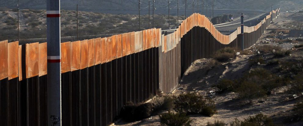 PHOTO: A view of the border wall between Mexico and the United States, in Ciudad Juarez, Chihuahua, Mexico, Jan. 19, 2018.
