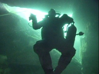 Cave Divers