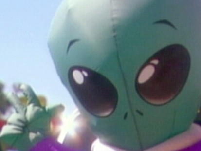VIDEO: Man Claims Aliens Chase Him