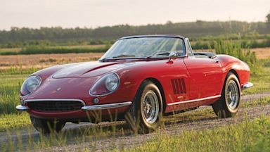 PHOTO: 1967 Ferrari convertible