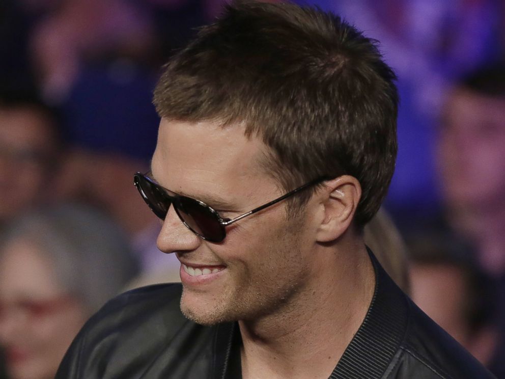 PHOTO: New England Patriots quarterback Tom Brady enters the arena before the start of the world welterweight championship bout between Floyd Mayweather Jr., and Manny Pacquiao, on Saturday, May 2, 2015 in Las Vegas.