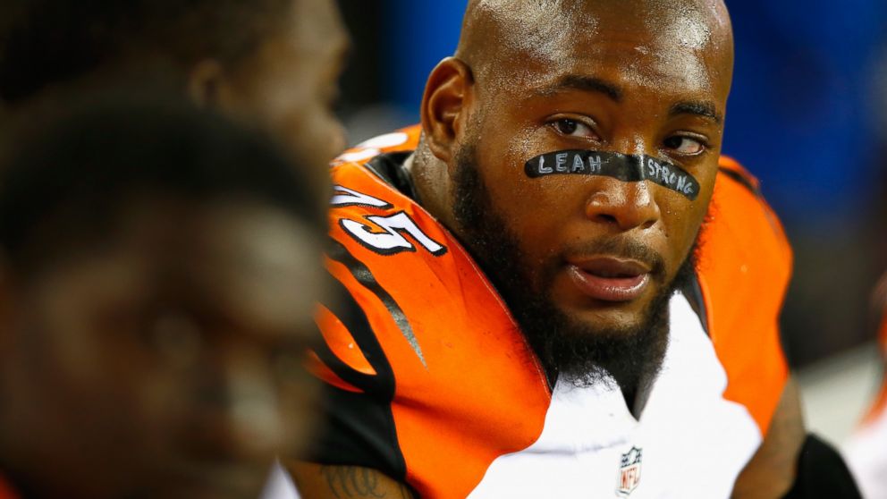 The Emotional Gesture That Brought Tears to <b>Devon Still&#39;s</b> Eyes - ABC News - GTY_Devon_Still_ml_141006_16x9_992