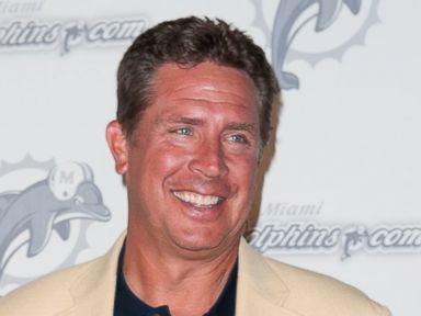 Marino Reverses, Punts on NFL Concussion Suit