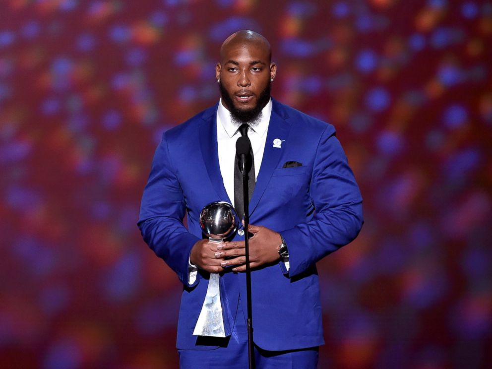 PHOTO: Honoree Devon Still accepts the Jimmy V Award for Perseverance during The 2015 ESPYS at Microsoft Theater, July 15, 2015, in Los Angeles.