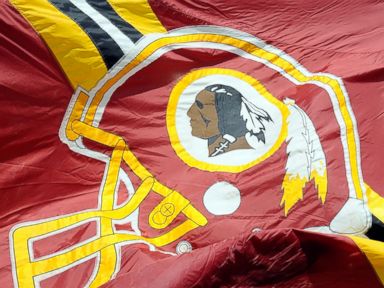 Hashtag Fail? Redskins Urge Fans to Troll Senator on Twitter