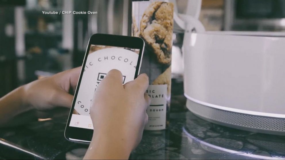 WATCH:  High-Tech Cookie Oven Connects With Wifi to Get Baking Instructions