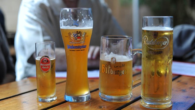 PHOTO: Scientists have discovered that a mere trace of alcohol doubles the lifespan of a tiny worm that has become a workhorse in biochemistry laboratories around the world.