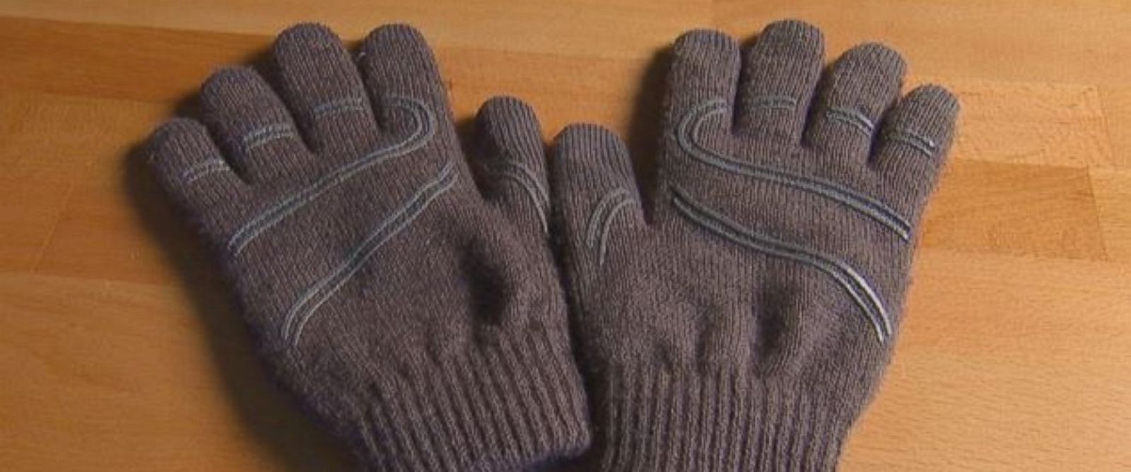 Evaluating Which Touchscreen Gloves Perform the Best ABC News