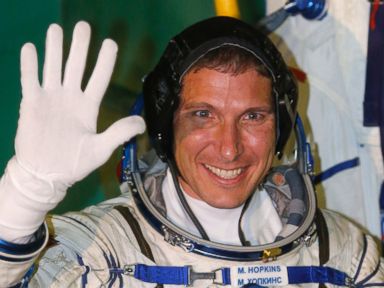 Space Smells and 4 Other Things We Learned From Astronaut Mike Hopkins