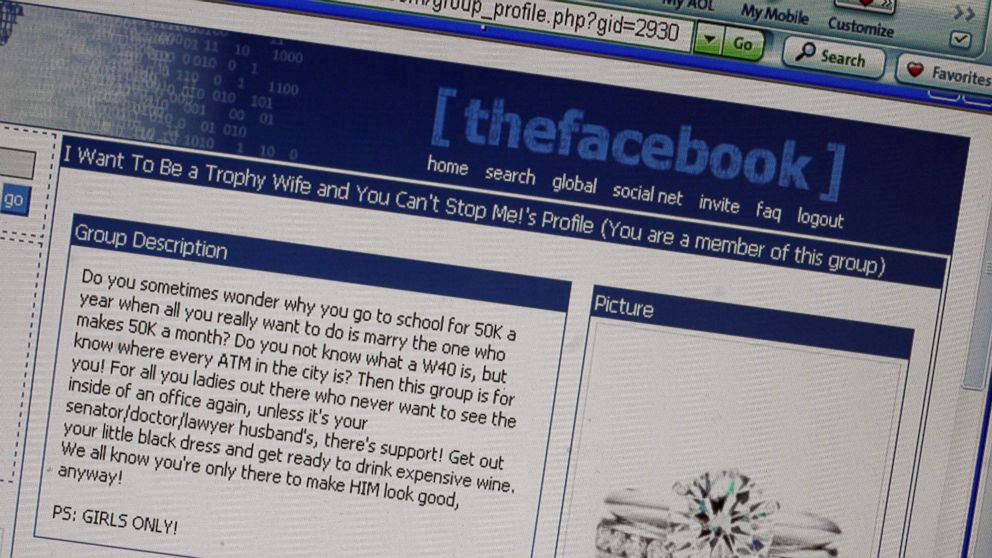 PHOTO: Facebook Message posted Dec. 22, 2004 at an online college community called thefacebook.com.