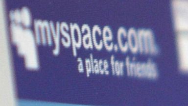 Remember Those Embarrassing Myspace Photos? Myspace Does ...