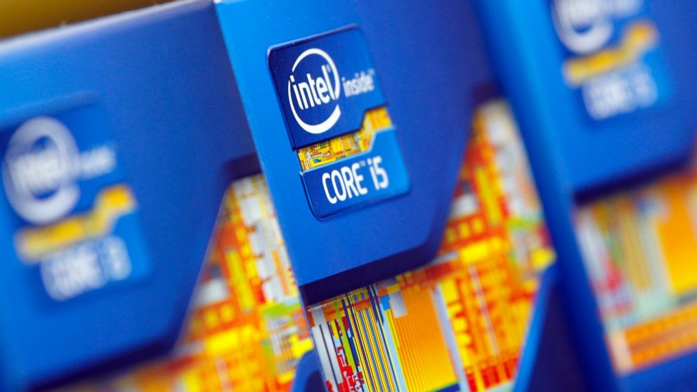 PHOTO: Intel processors are displayed at a store in Seoul, June 21, 2012.
