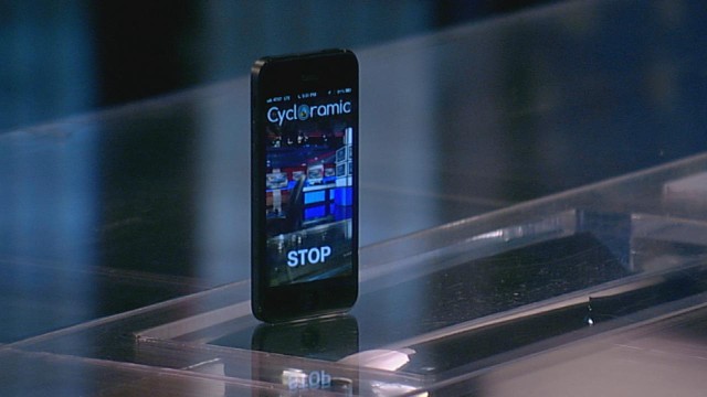 VIDEO: ABC visits the "World News" desk to test out a panoramic video recording app with a unique twist.