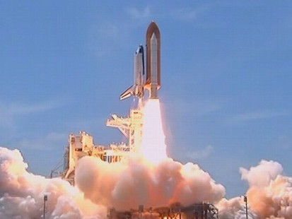 VIDEO: Atlantis takes its final journey as NASA winds down shuttle program.