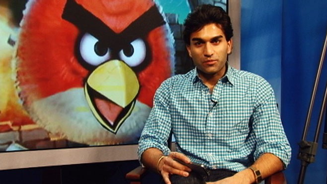 VIDEO: Top gamer offers tips and tricks for beating the hit smartphone game Angry Birds.