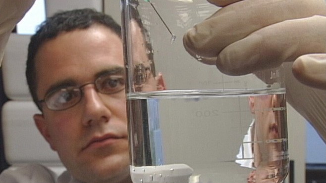 VIDEO: Researchers say cultured meat can reduce global warming and eliminate diseases.