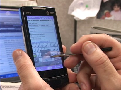 VIDEO: Windows newest update hopes to compete with Blackberry.