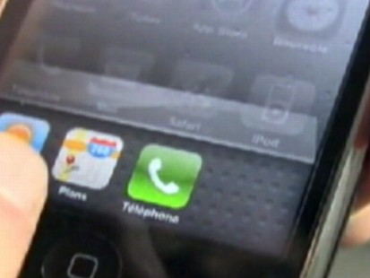 VIDEO: A new feature on the smart phone is the ability to run multiple tasks at once.