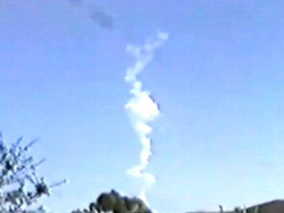Video: Home video of the 1986 Challenger explosion.