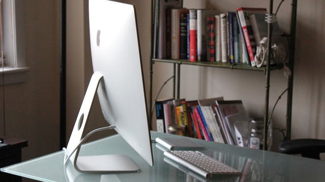 PHOTO: Apple's 2012 iMac measures just 5mm around the edges.