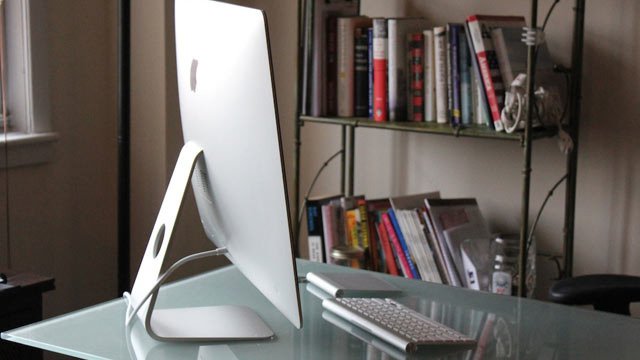PHOTO: Apples 2012 iMac measures just 5mm around the edges.