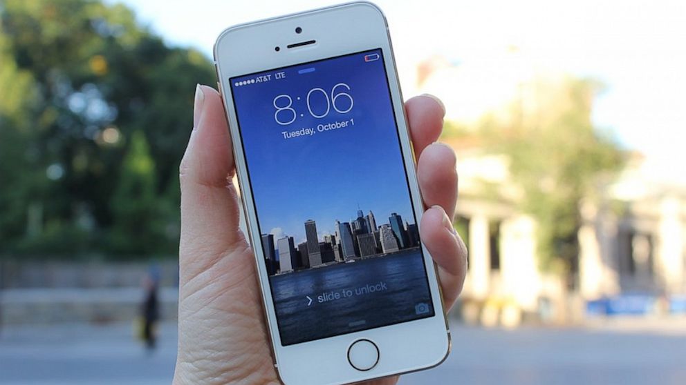 PHOTO: iPhone 5s