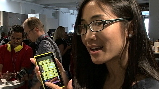 ABC News&#39; Tina Trinh previews Nokia and Microsoft&#39;s latest phones. Video - ABC News - abc_lumia_120905_wg