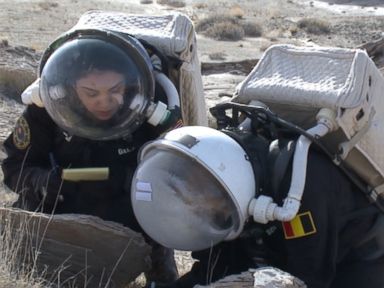 Thousands Sign Up for a Mission to Mars With No Plans to Return