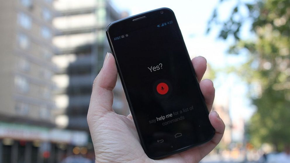 PHOTO: Motorolas Moto X smartphone has a new Touchless Controls feature.