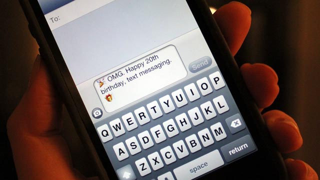 PHOTO: On Dec. 3, 1994 the first text message was sent in the UK.