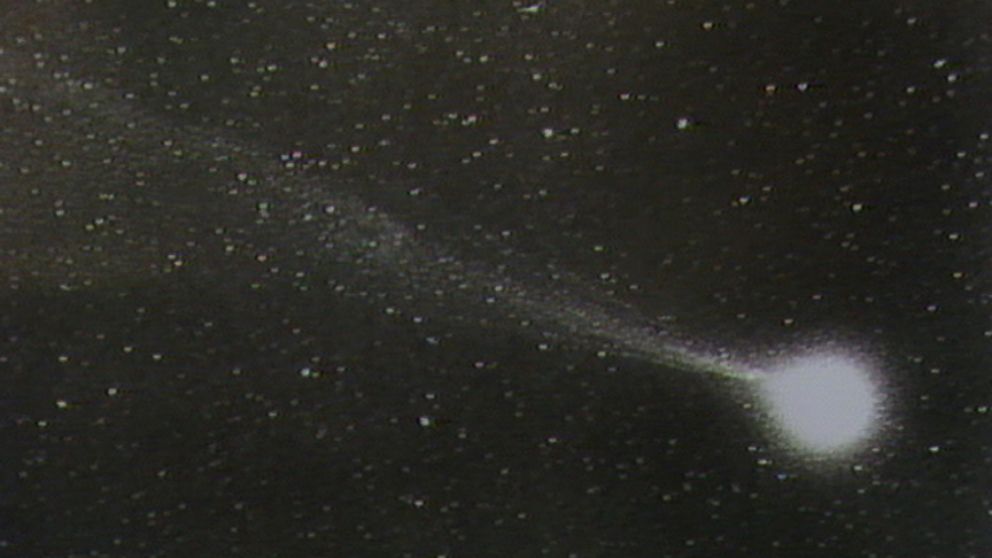 Stream of debris from Halleys Comet will peak in the early morning hours of May 6.