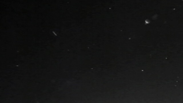VIDEO: Stargazers see debris from extinct comet over the Northern Hemisphere.