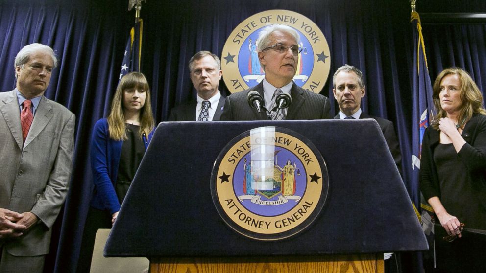 PHOTO: San Francisco District Attorney George Gascon speaks about using technology to avert smartphone theft during a press conference, June 13, 2013, in New York.