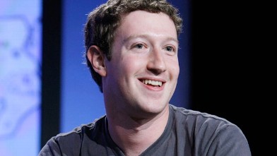 PHOTO: Facebook CEO Mark Zuckerberg smiles as he speaks at the Web 2.0 Summit in San Francisco.