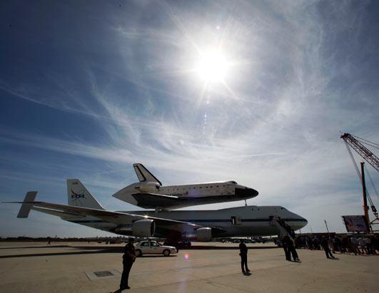 Shuttle Endeavour Reaches Calif.