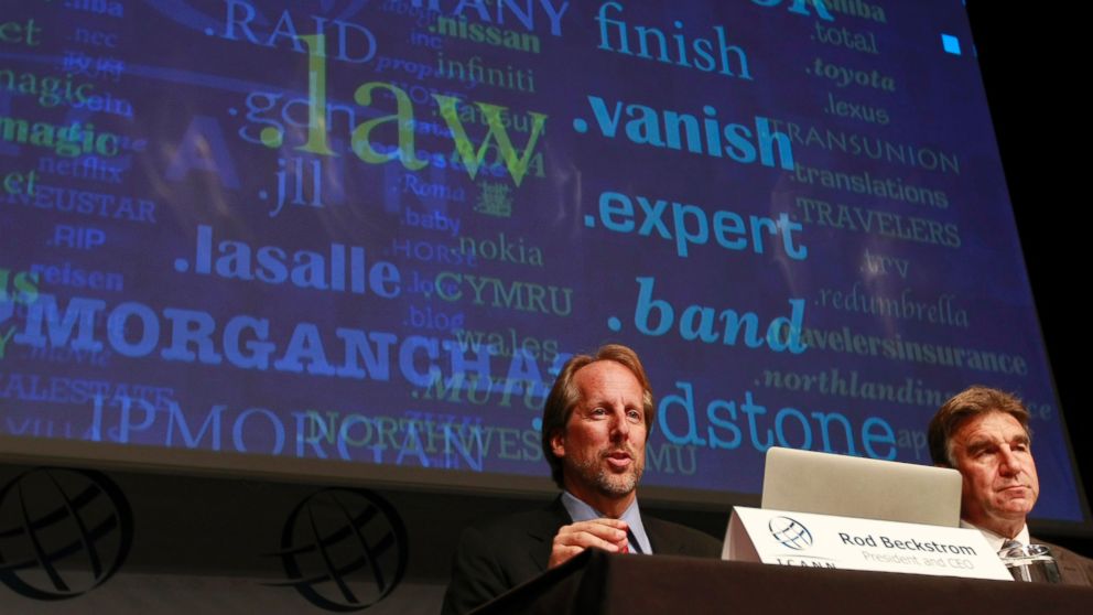 PHOTO: Internet Corporation for Assigned Names and Numbers (ICANN) President Rod Beckstrom, left, and Kurt Pritz, Senior Vice President speak on expanding the number of domain name suffixes during a press conference in London on June 13, 2012.