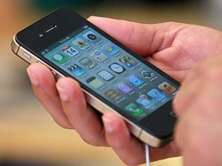 YouTube Won't Be in Next iPhone