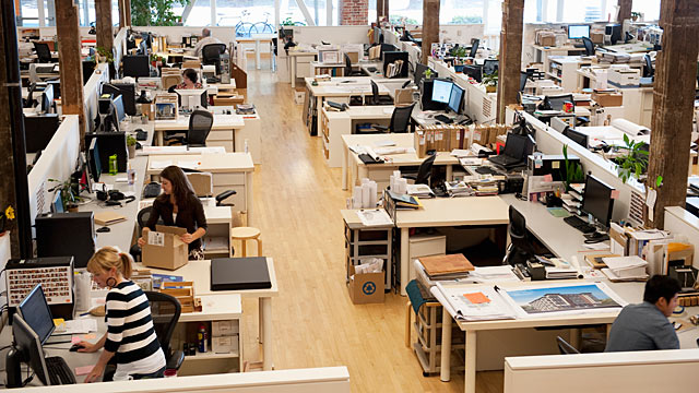 PHOTO: This summer marks one of the hottest summers but indoors many office buildings are at freezing temperatures.