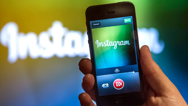 PHOTO: A Facebook Inc. employee demonstrates the new video feature with Instagram during an event at the companys headquarters in Menlo Park, Calif., June 20, 2013.